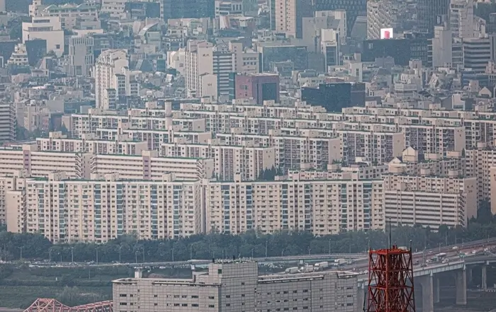Aerial photo of the Apgujeong Old Hyundai Apartment complex in Seoul, Korea.